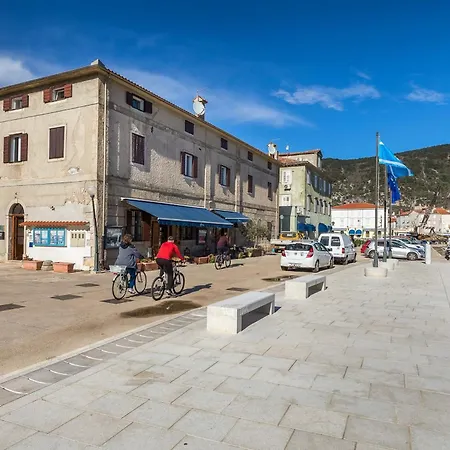 Lungomare Cres