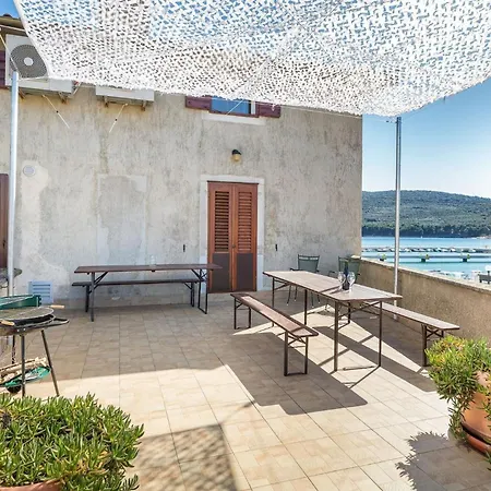 Lungomare Appartement *