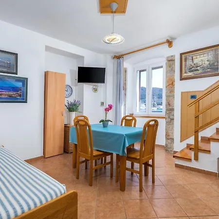 Appartement Lungomare Cres